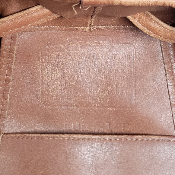 Vintage Coach Legacy Drawstring Leather Bucket Bag #9165. - Picture 14 of 17